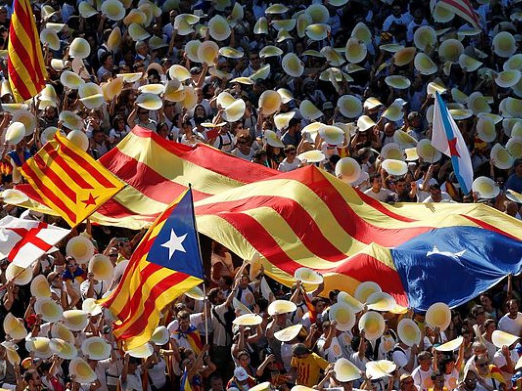 Каталонцев призывали к гражданскому неповиновению