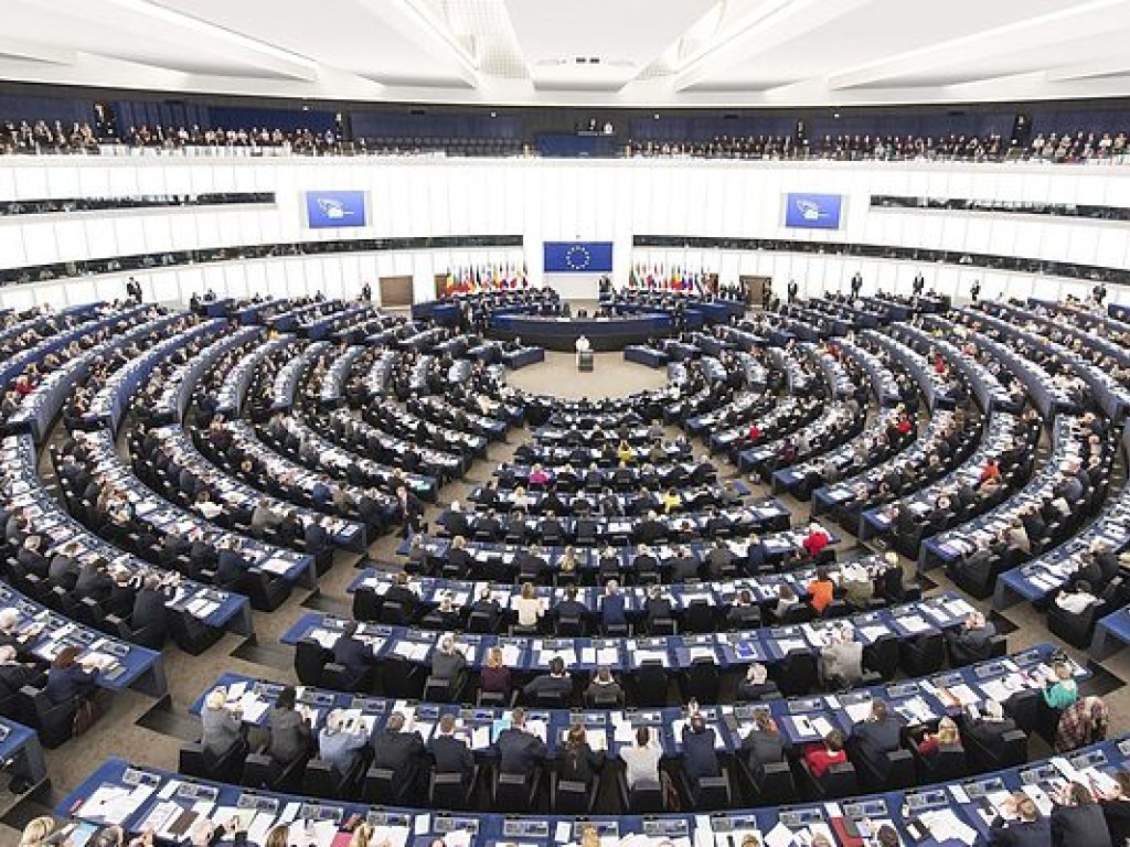 В Европарламенте проведут дебаты о сексуальных домогательствах