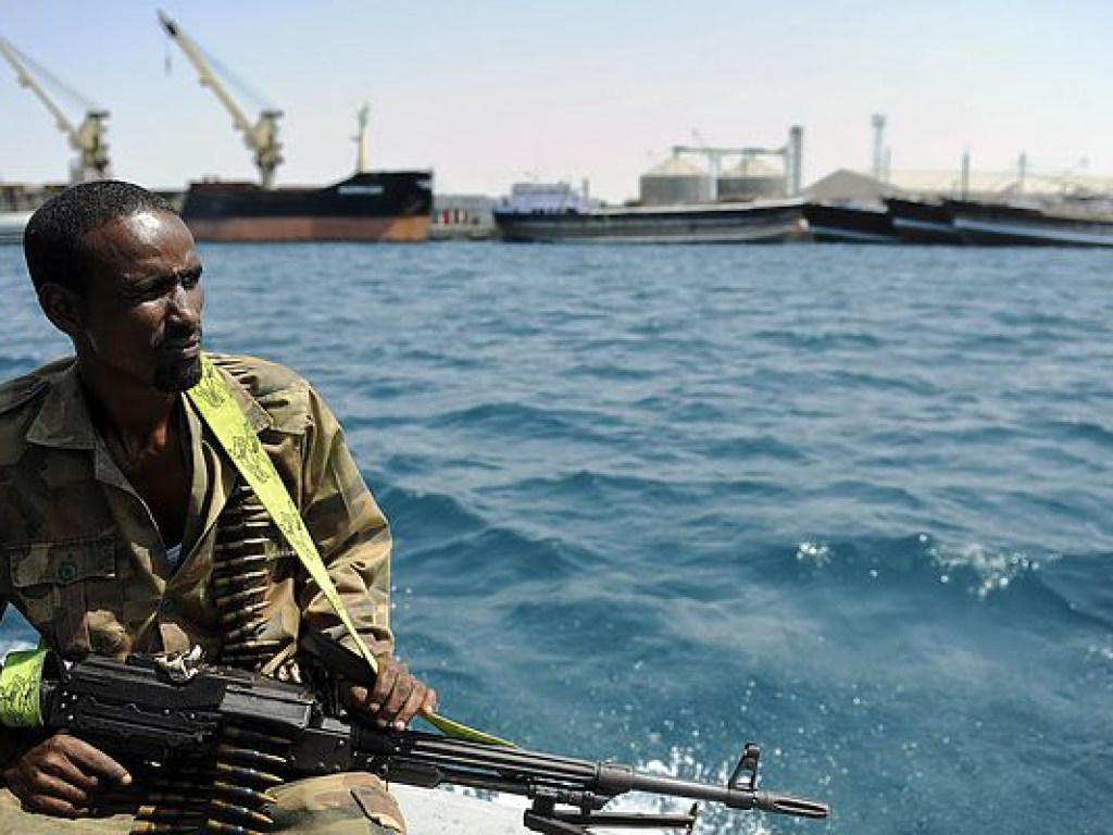 Возле Нигерии пираты похитили моряков немецкого корабля
