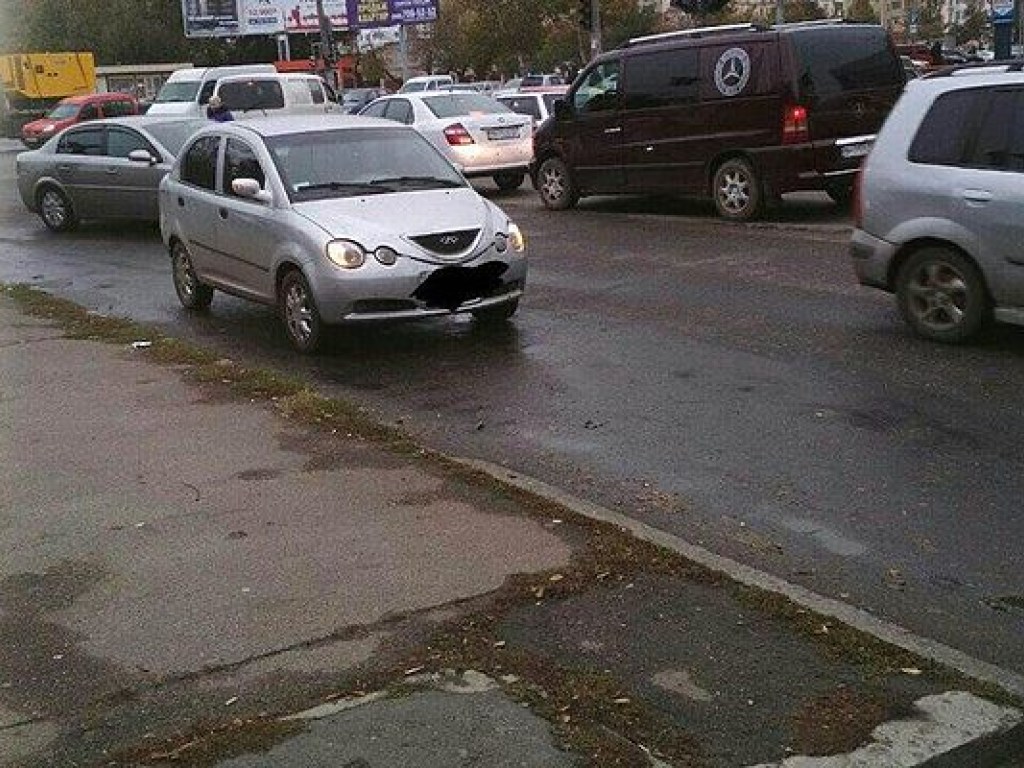 В Одессе под колеса машины попал девятилетний ребенок