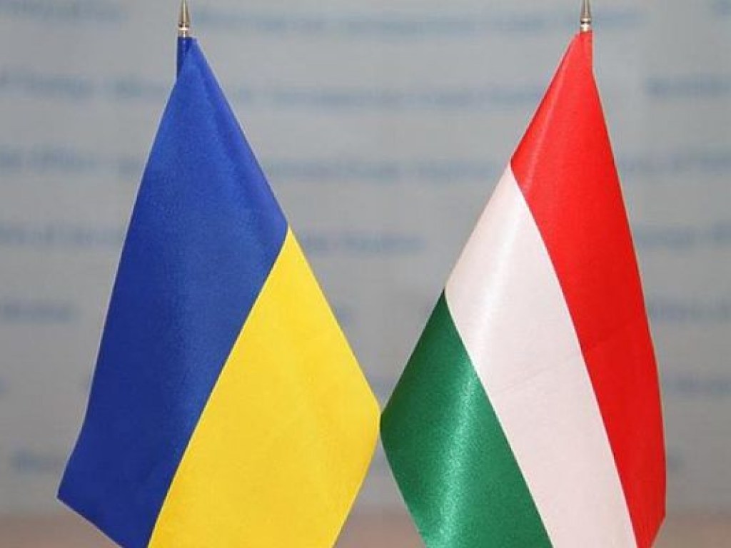 С. Толстов: «Отношения между Венгрией и Украиной будут находиться в стадии открытого политического конфликта»