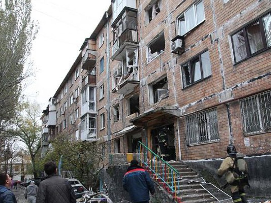 Взрыв в Донецке: число пострадавших достигло пяти (ФОТО)