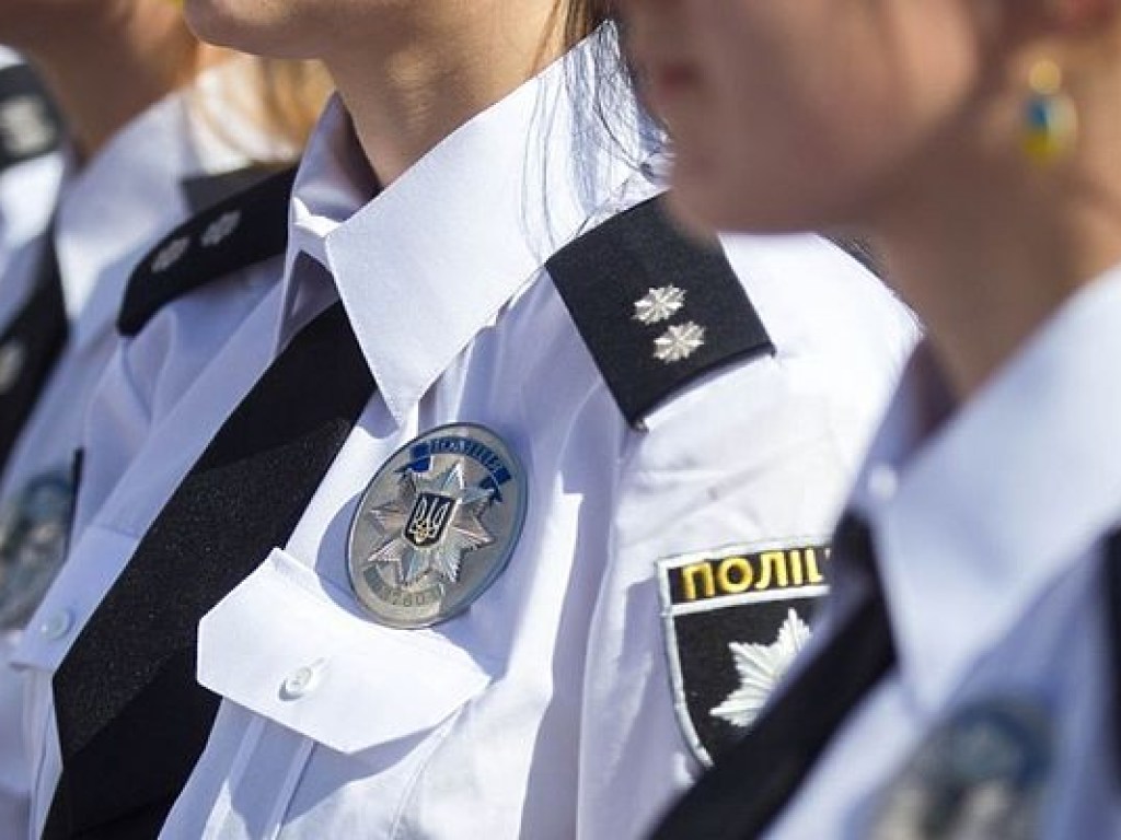 В Закарпатье рецидивист едва не зарезал двух мужчина, за отказ подвести его домой – полиция