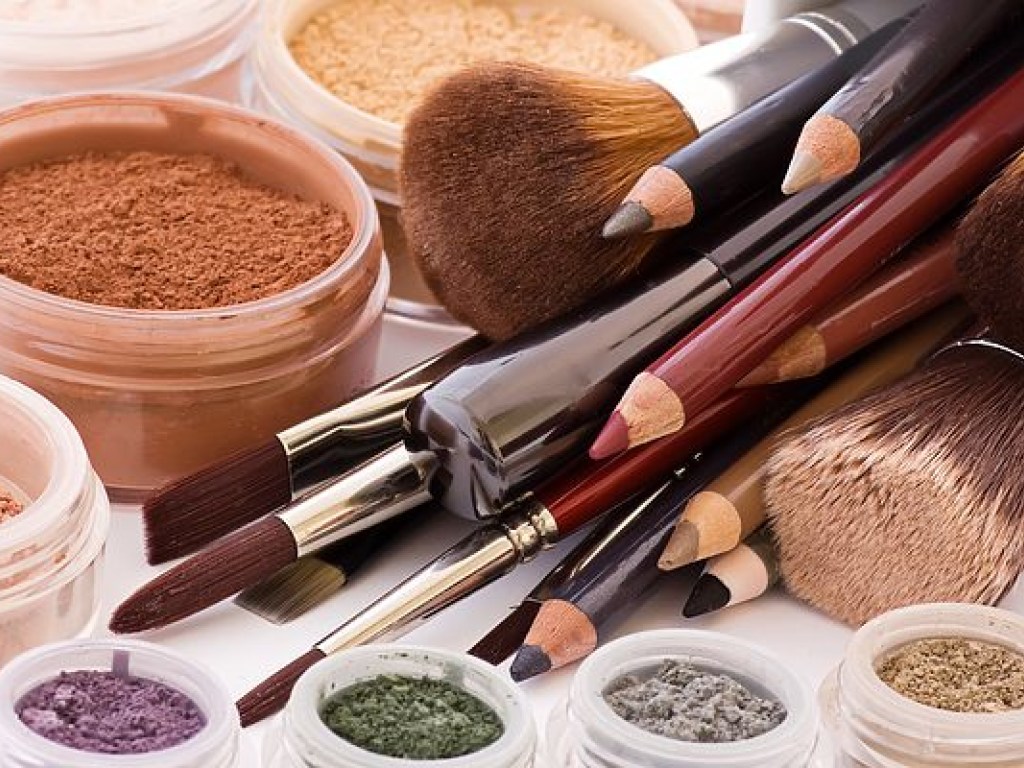 Эксперты назвали страны-лидеры потребления косметических продуктов