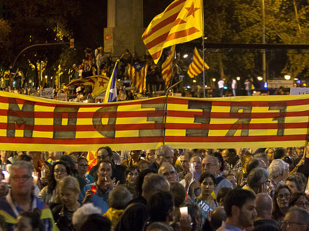 Мадрид не в состоянии контролировать ситуацию в испанских провинциях – европейский правозащитник