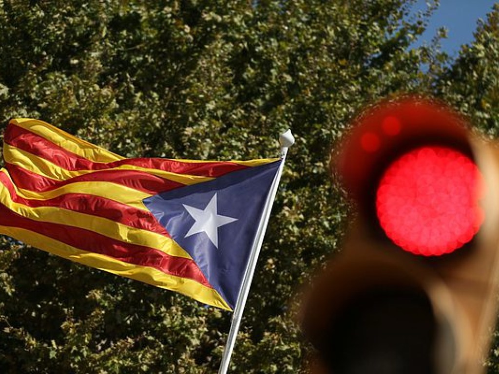 Каталония представила парламенту Испании резолюцию об объявлении независимости