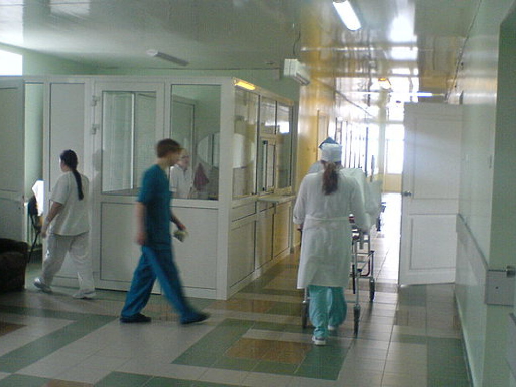 Отток специалистов: Украинские врачи для работы выбирают Польшу и РФ