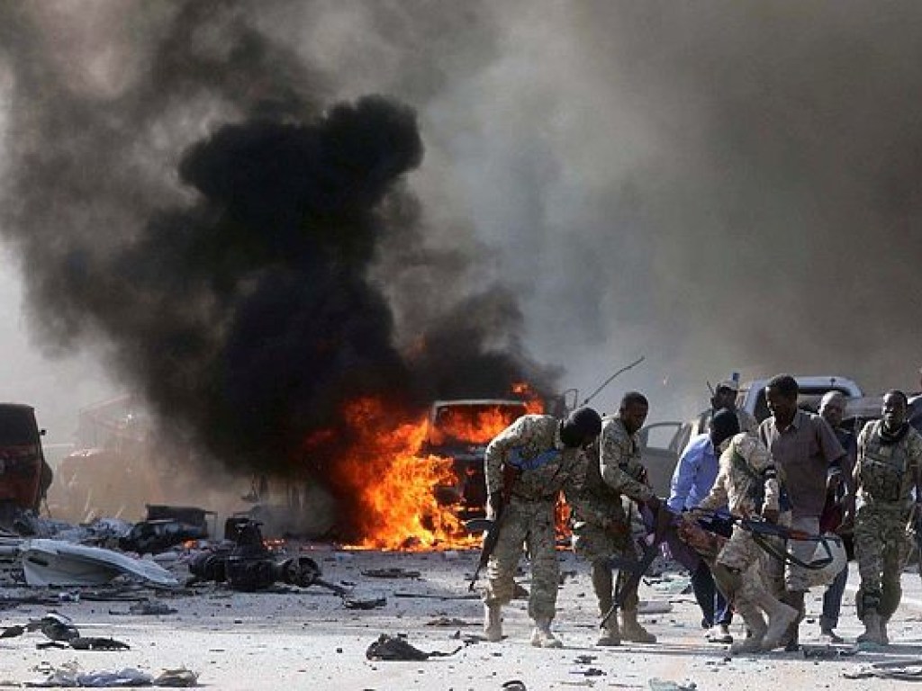 Теракт в Сомали: число погибших возросло до 23 человек