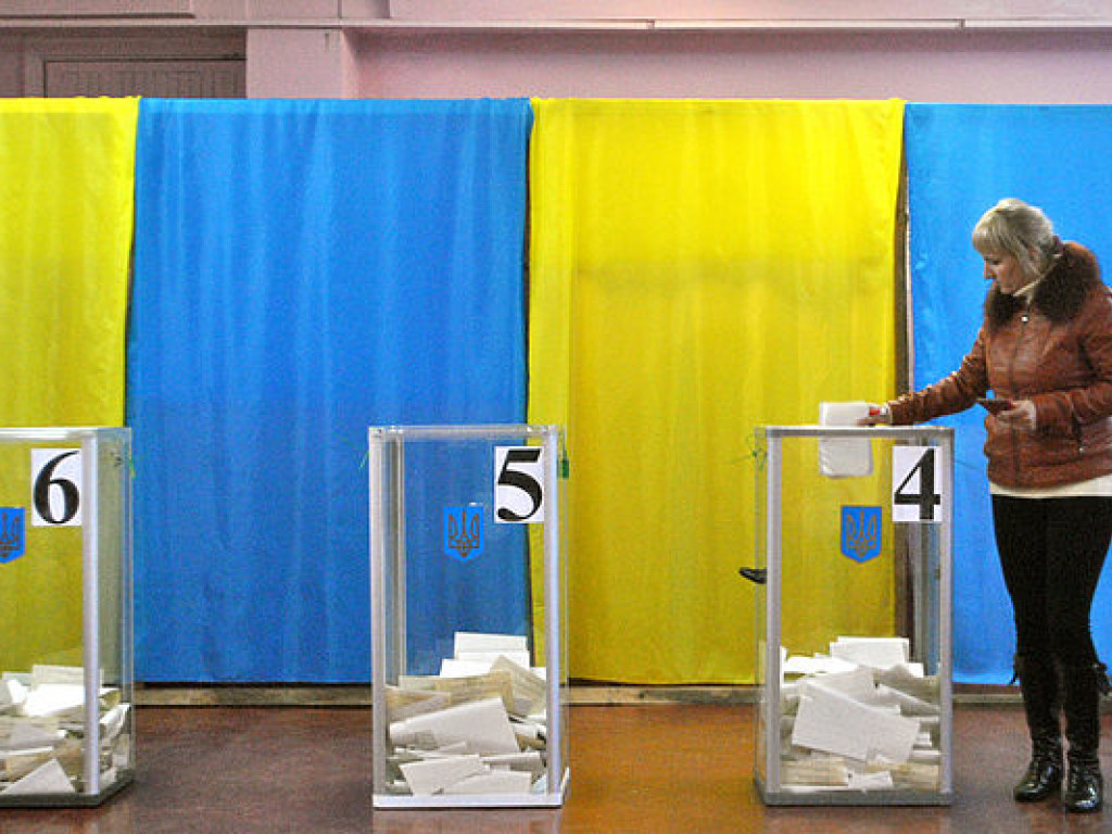 В Украине проходят выборы в 201 объединенной территориальной общине: зафиксированы первые нарушения (ОБНОВЛЯЕТСЯ)