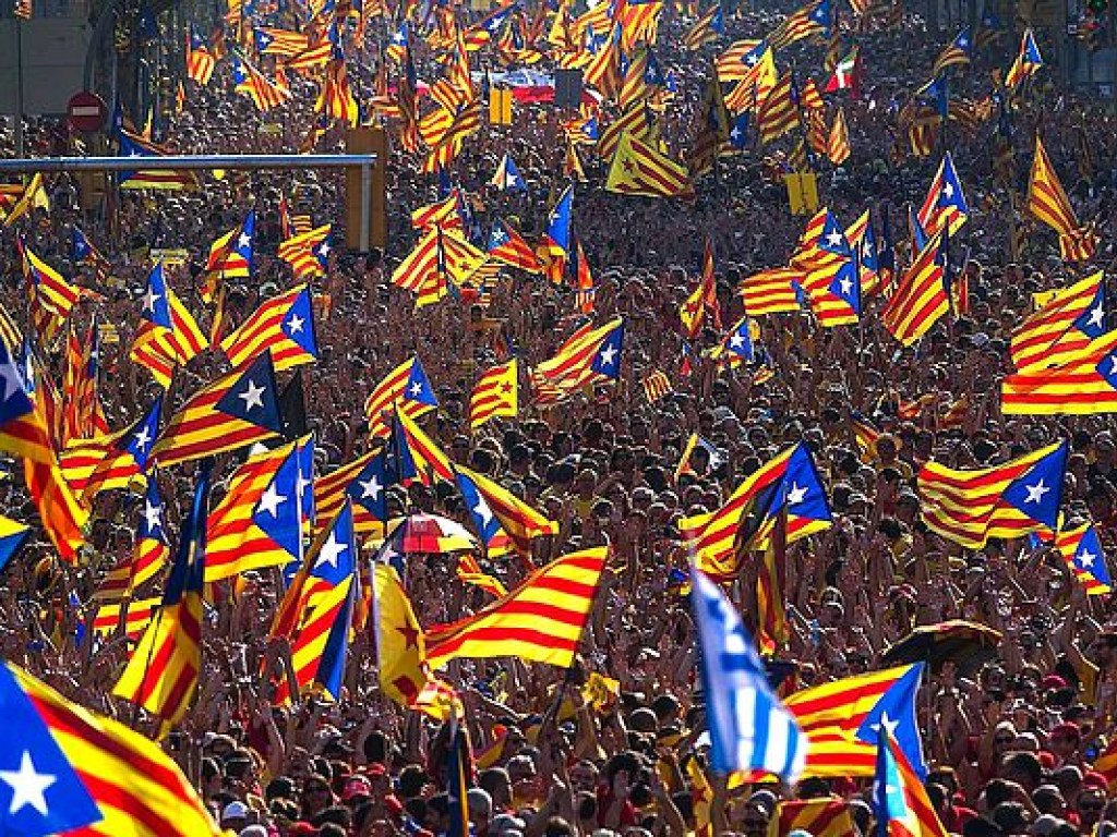 Каталония платила Ассанжу и Йоко Оно за публичную поддержку независимости – прокуратура Испании