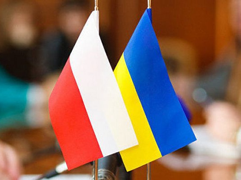 В Польше нарастает неприятие действий ОУН УПА и правой украинской риторики &#8212; политолог