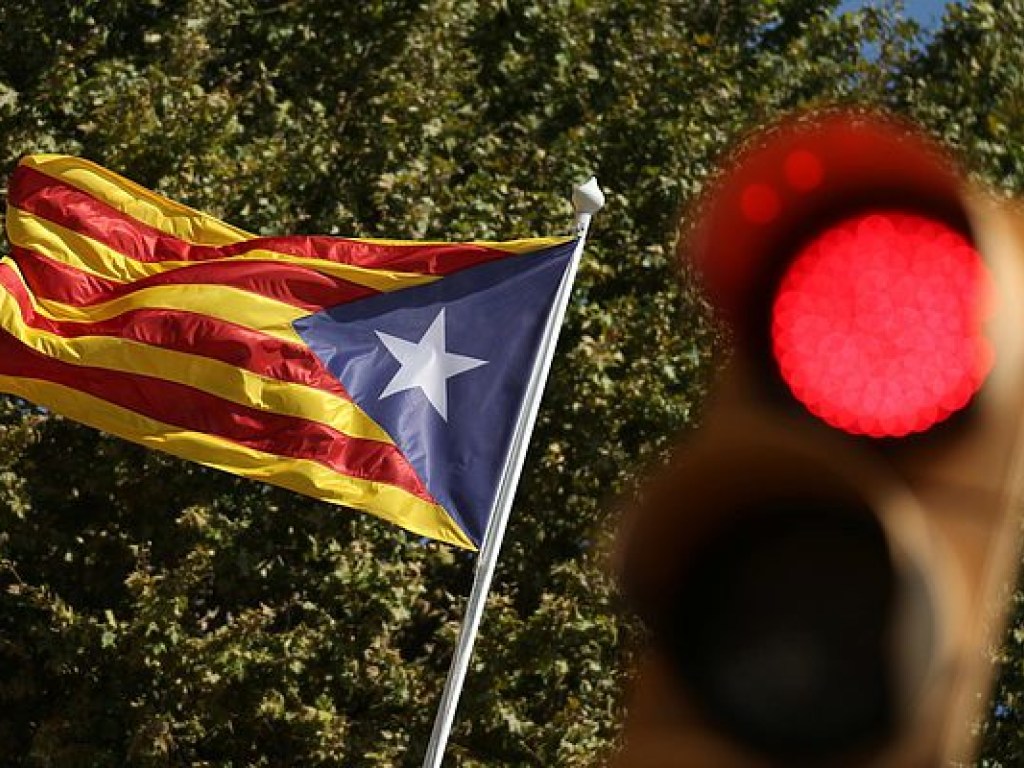 В суд прибыло большинство членов отстраненного правительства Каталонии