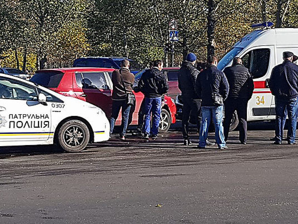 В Николаеве столкнулись карета «скорой» и Skoda Fabia (ФОТО)