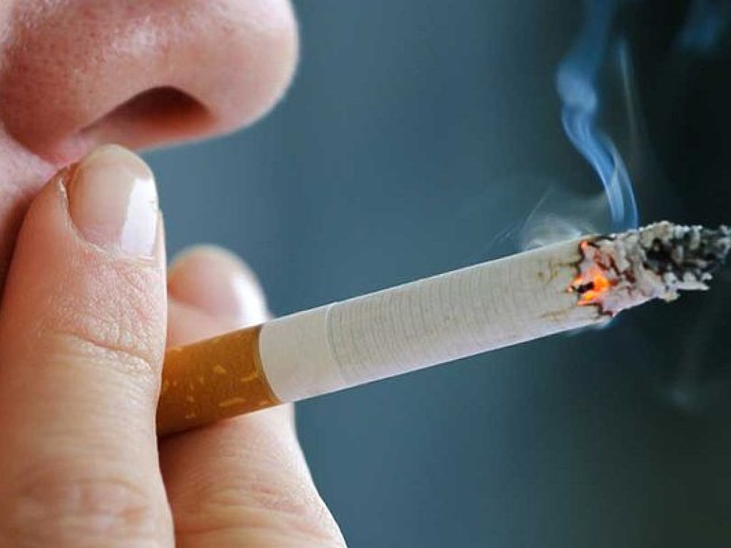 В Украине курят более 7 миллионов человек