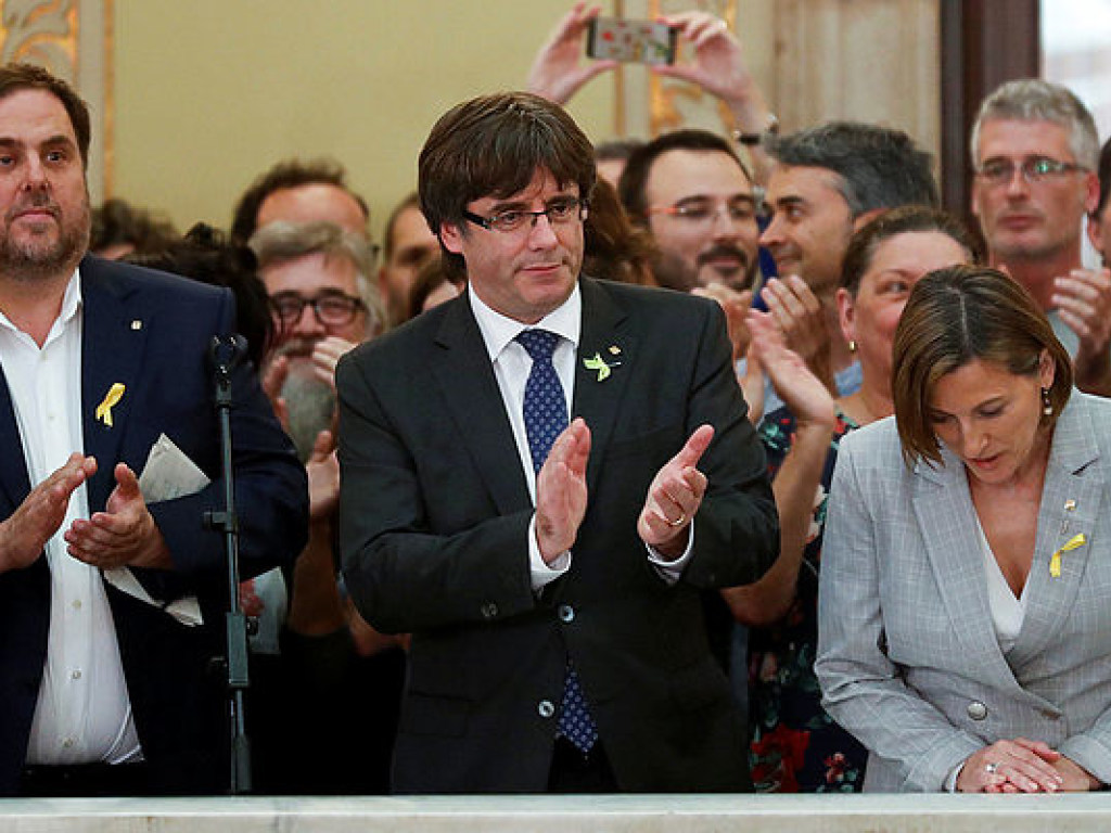 Пучдемон считает себя «легитимным» главой Каталонии