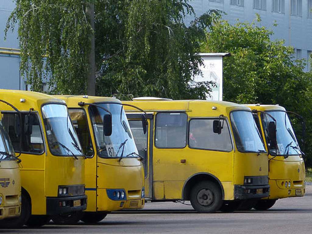 Завтра в Запорожье подорожает проезд в маршрутках (СПИСОК)