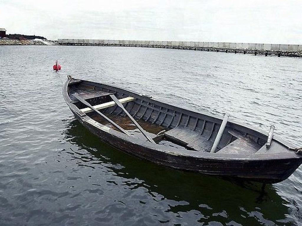 В Винницкой области трое мужчин утонули, запутавшись в рыболовных сетях
