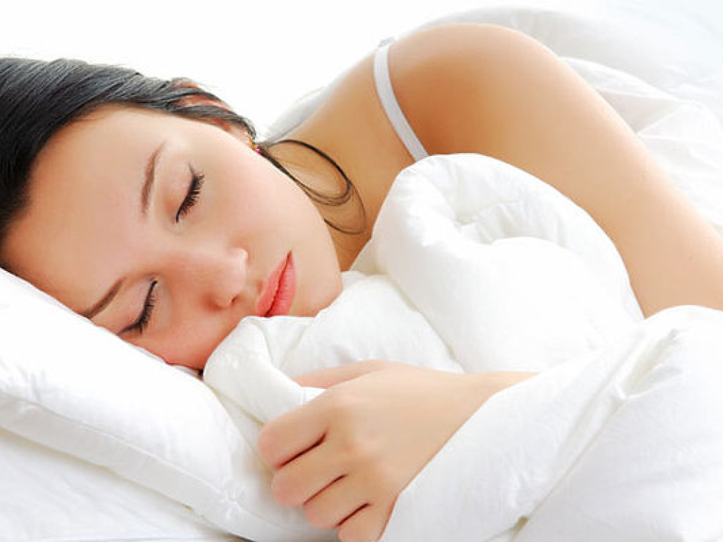 Ученые: На качество сна влияет подушка и стиль спальни