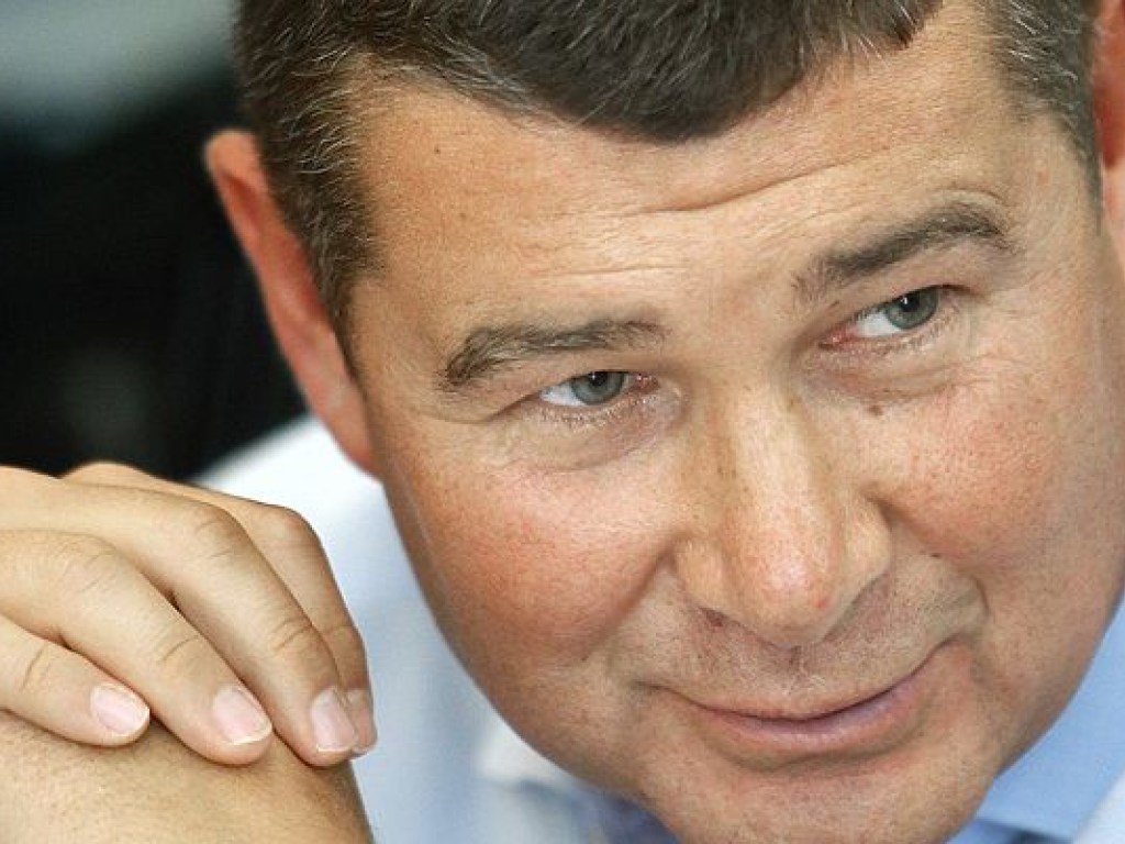 Онищенко: Арестованные средства на счетах «Ощадбанка» принадлежали Януковичу