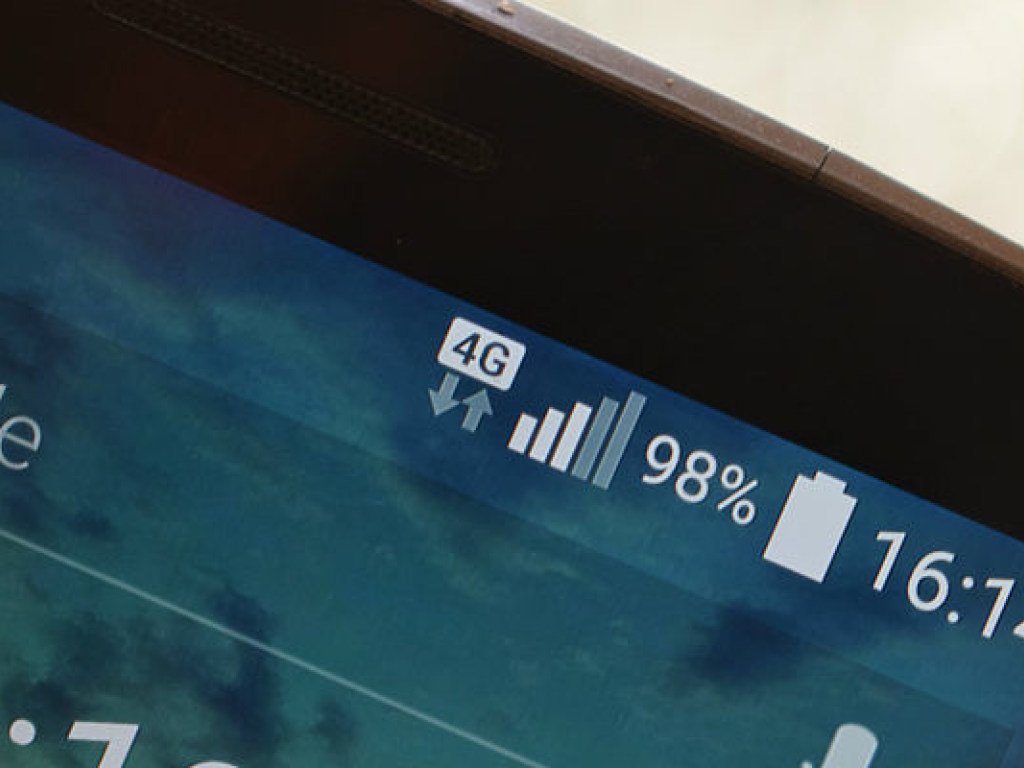 Первый 4G-тендер состоится в январе 2018 года