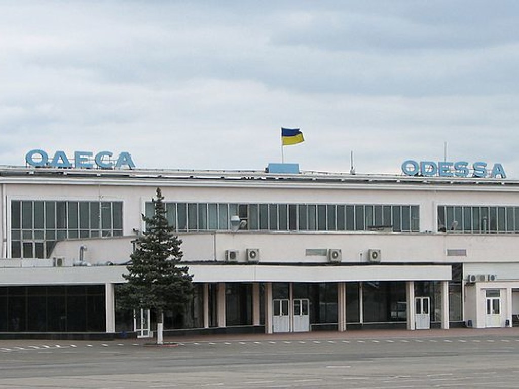 В пяти украинских городах приостановлена работа аэропортов из-за сообщений о минировании (ОБНОВЛЯЕТСЯ)