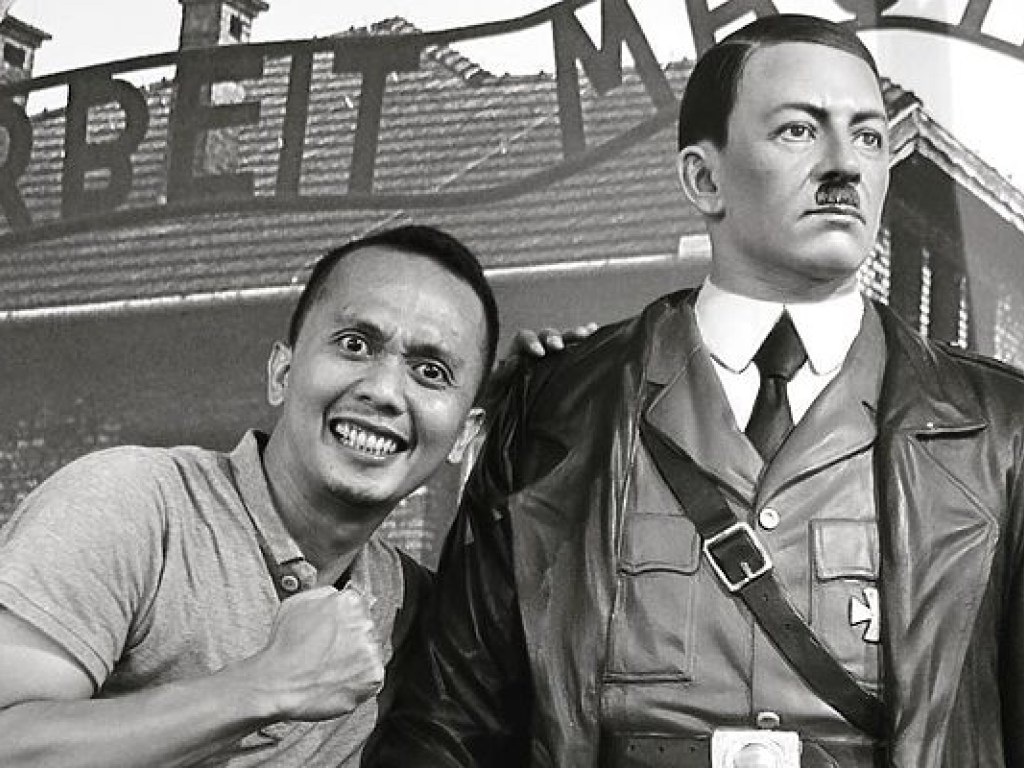 Статуя Гитлера в индонезийском музее восковых фигур вызвала международный скандал (ФОТО)