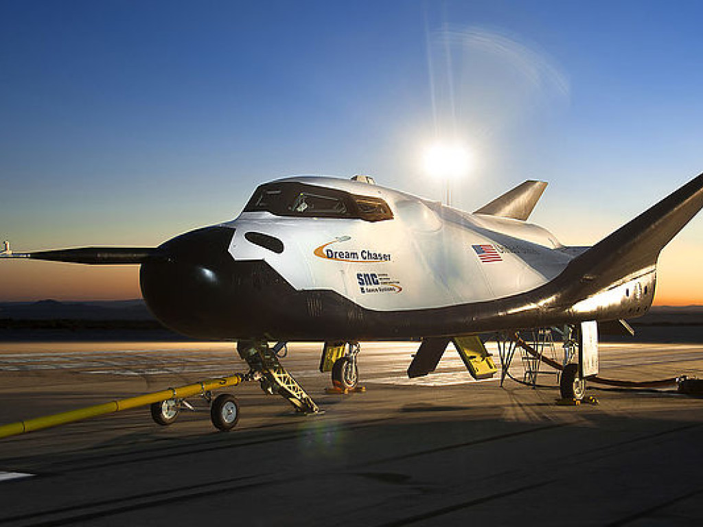 Космический грузовик Dream Chaser совершил успешную посадку (ФОТО)