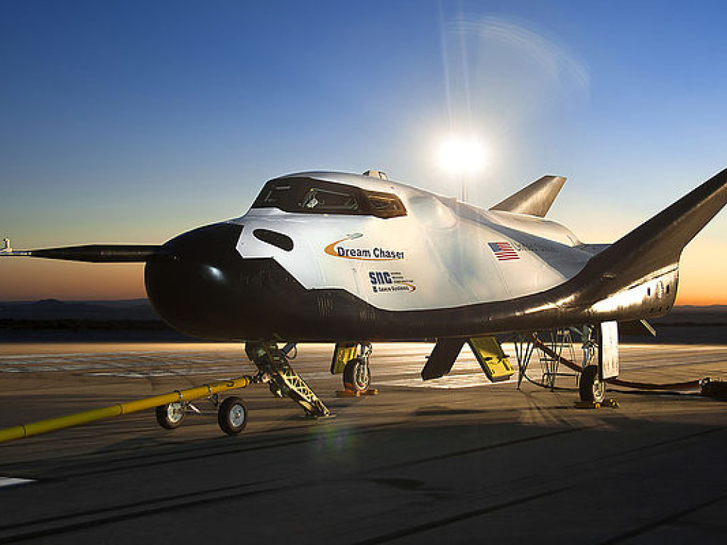 В США испытали многоразовый космический корабль Dream Chaser (ФОТО)