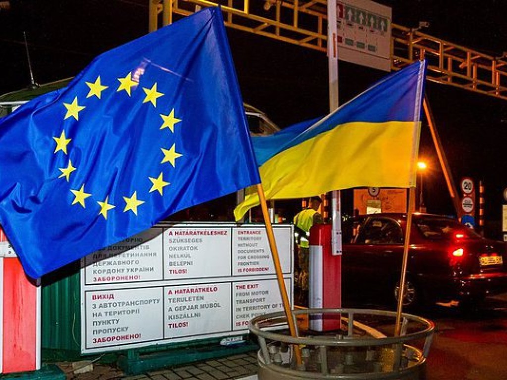 Новый языковой закон усилит конфликт между Украиной и Западом – политолог