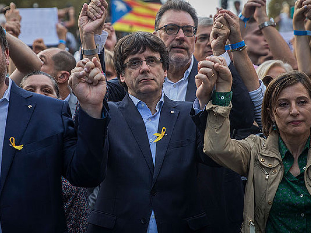 Пучдемон готов обсуждать с Мадридом вопрос о статусе Каталонии