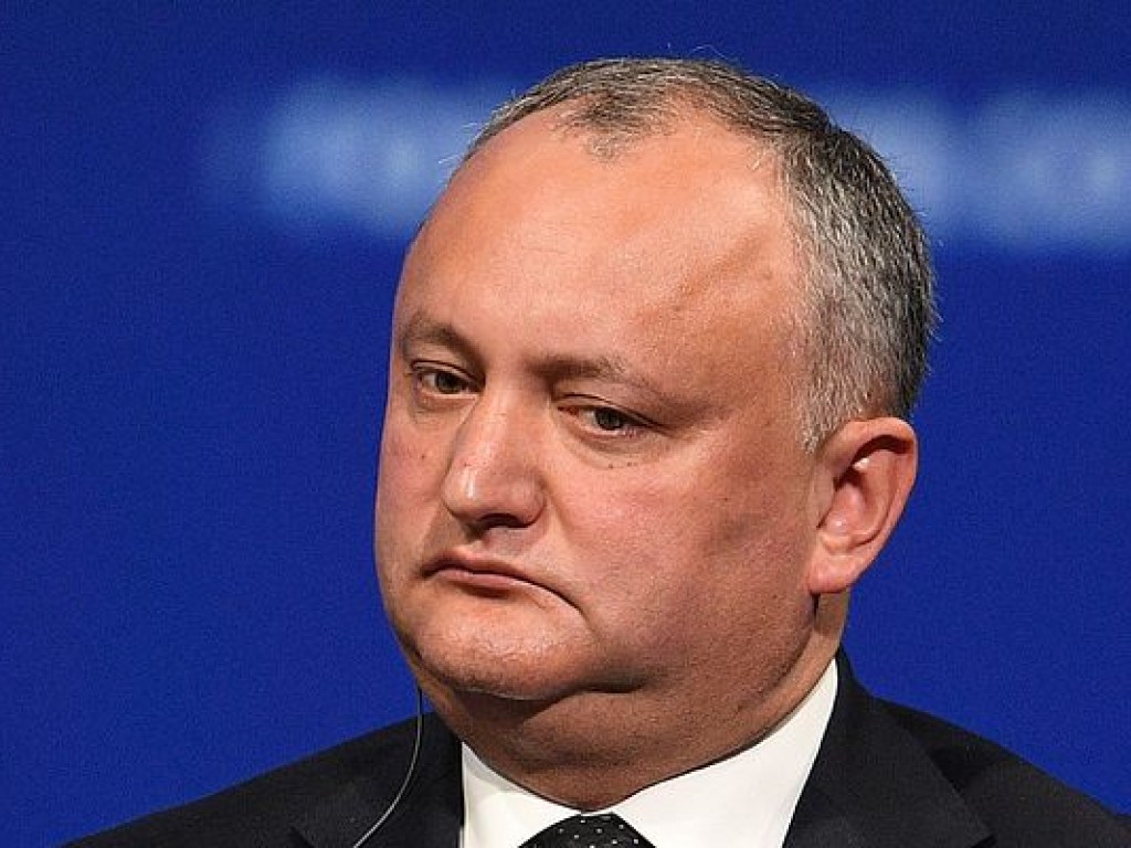 Додон считает, что Молдавия должна отказаться от армии