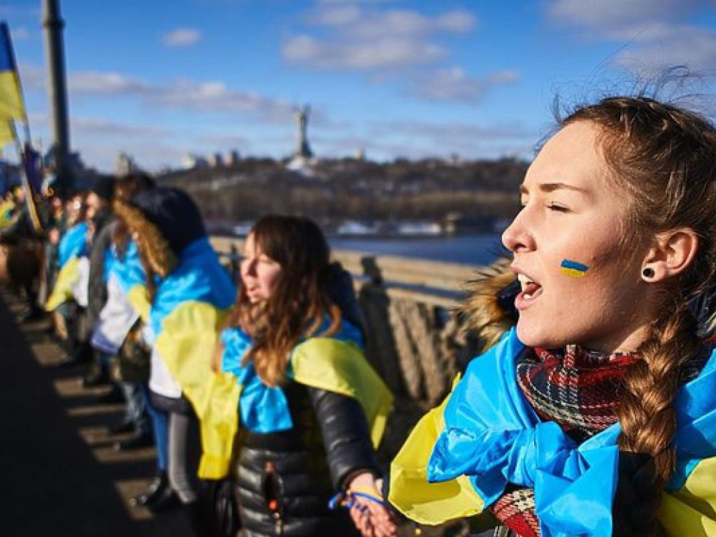 Политолог: Граждане в Украине не имеют голоса и влияния на то, что происходит в стране