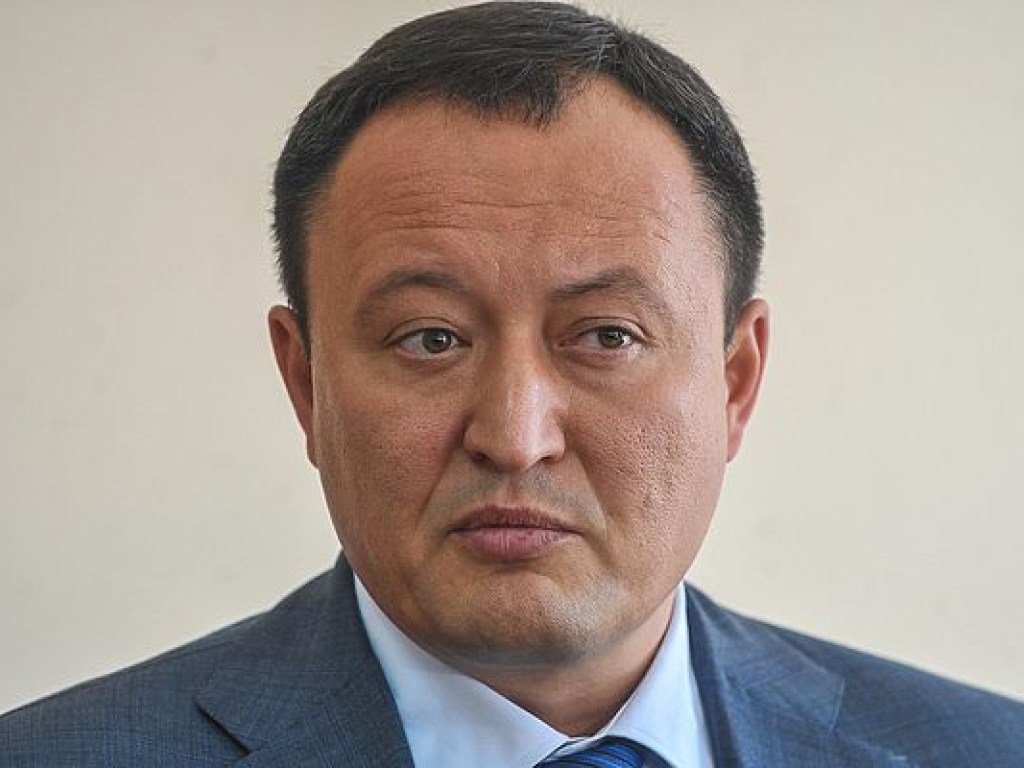 Губернатор Запорожья отменил комиссию, которая разоблачила его в коррупции