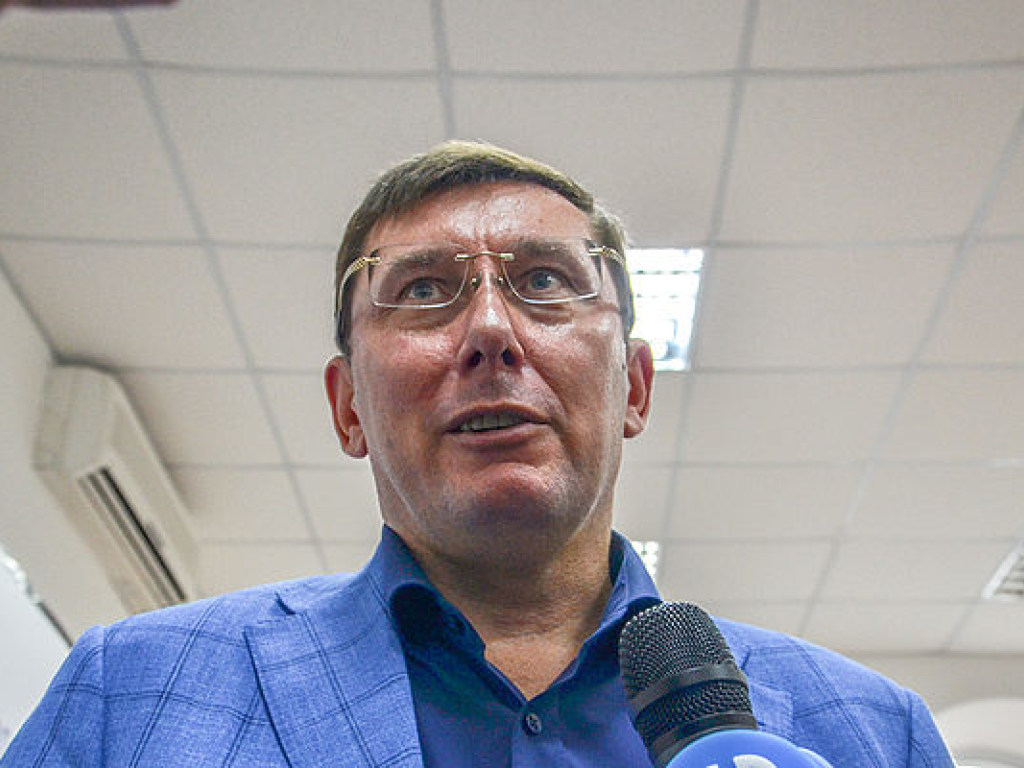 Луценко заявил, что НАБУ отказывается принимать дела ГПУ