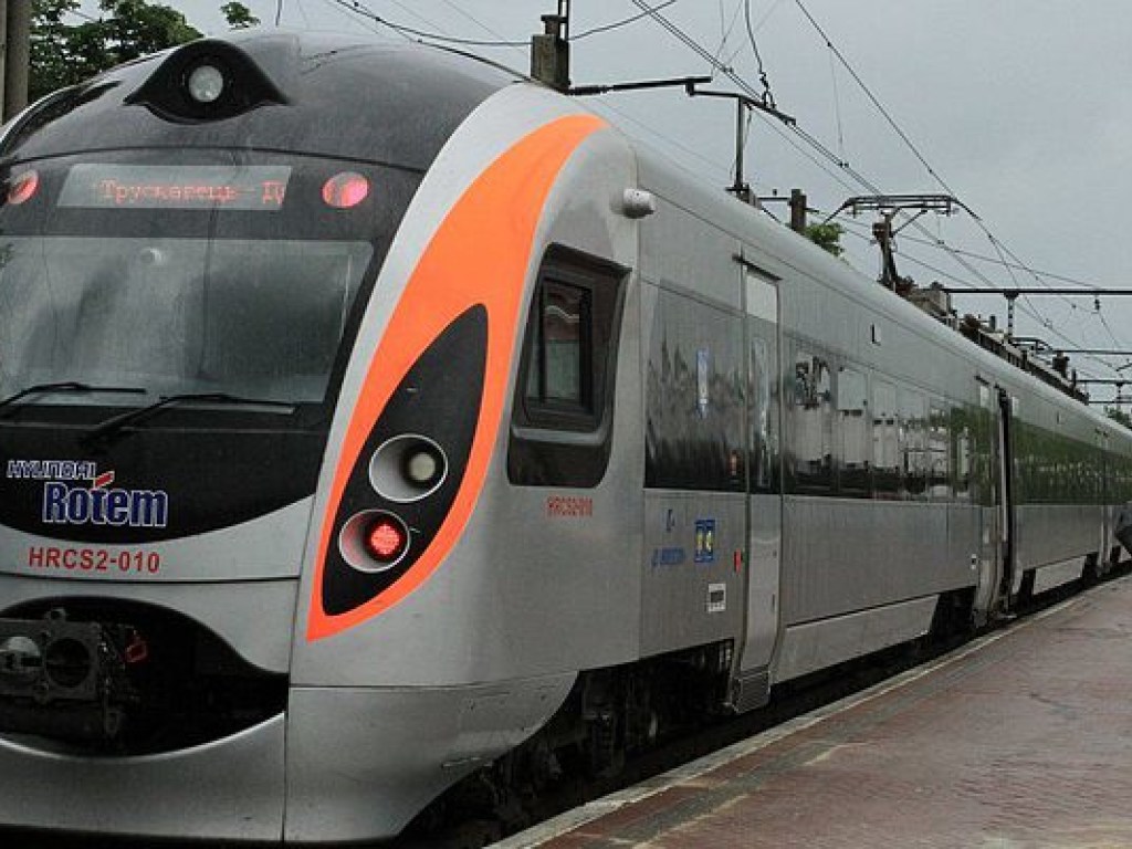 В «Укрзализныце» пообещали снизить цены в международных поездах