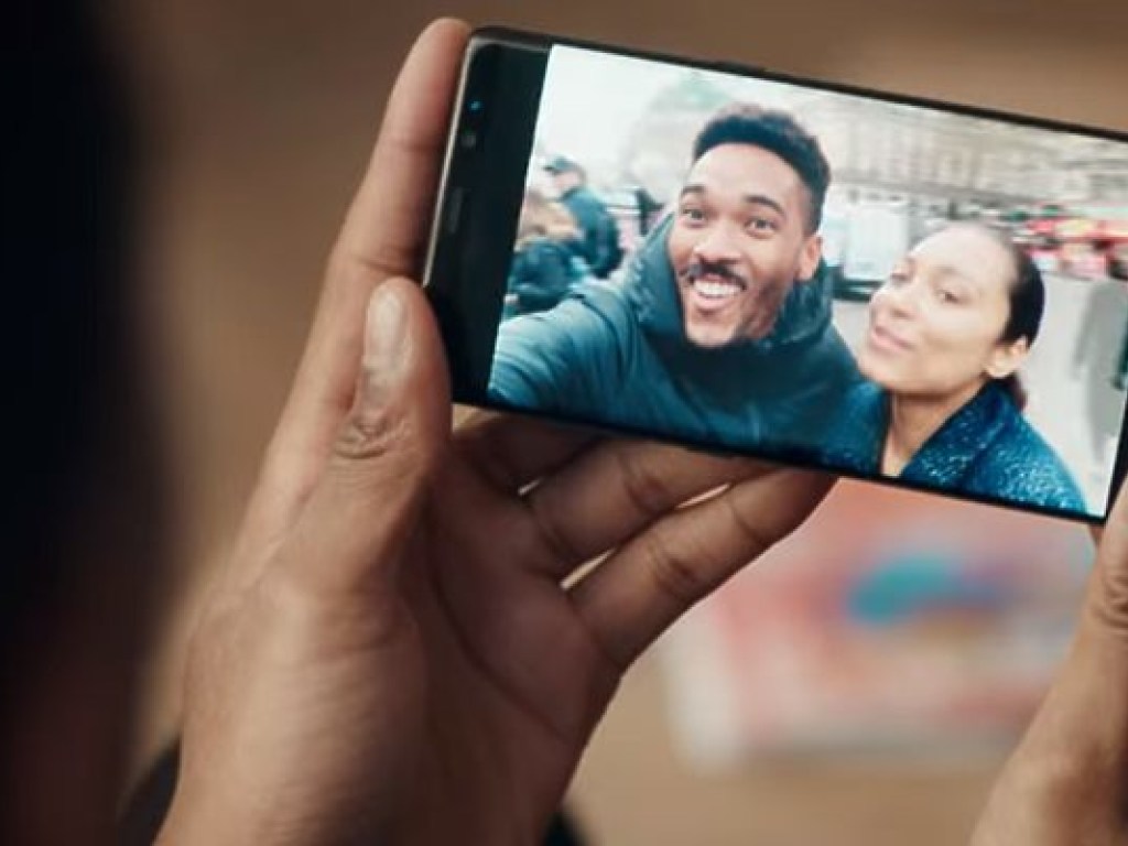 Motorola сняла «продолжение» рекламного ролика Samsung об Apple