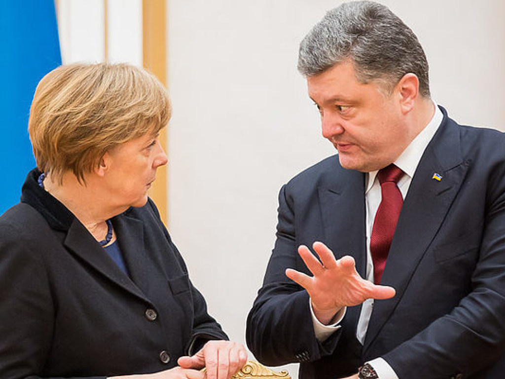 Порошенко и Меркель скоординировали действия по теме размещения миротворцев ООН на Донбассе