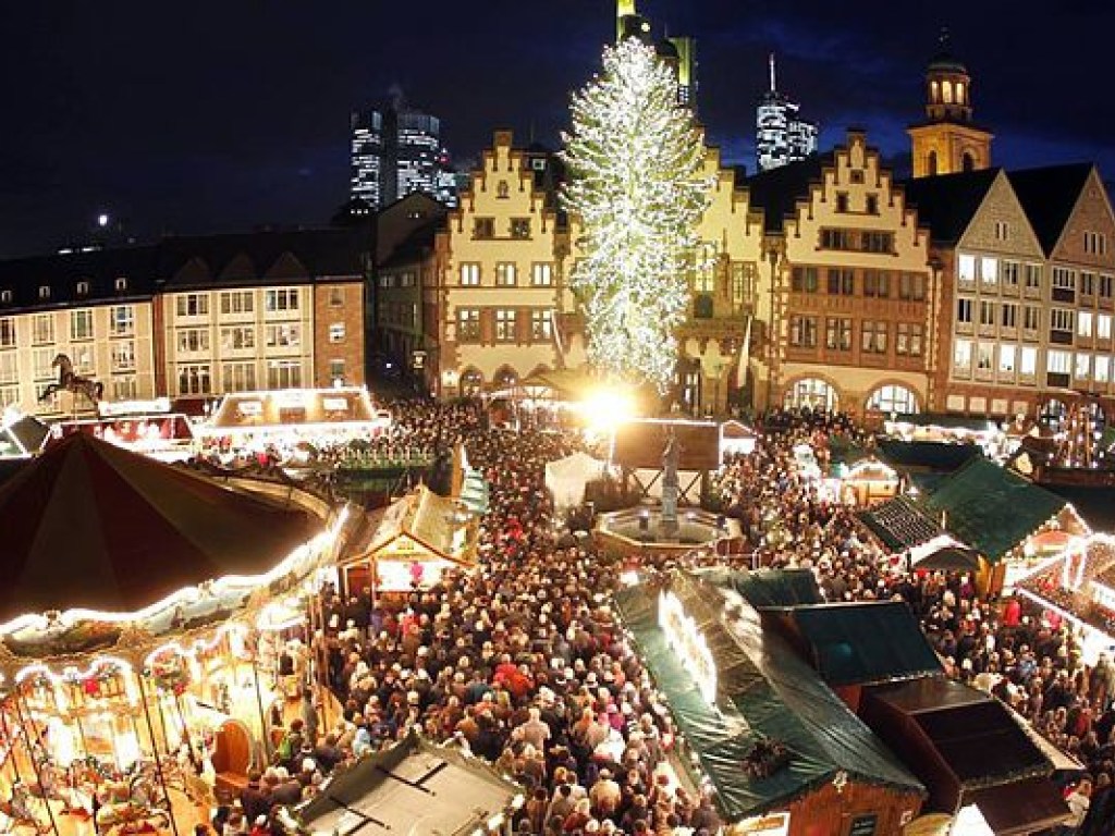 В Германии из-за угрозы терактов усилили охрану рождественских ярмарок