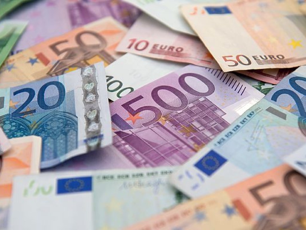 В Украине резко подскочил курс евро