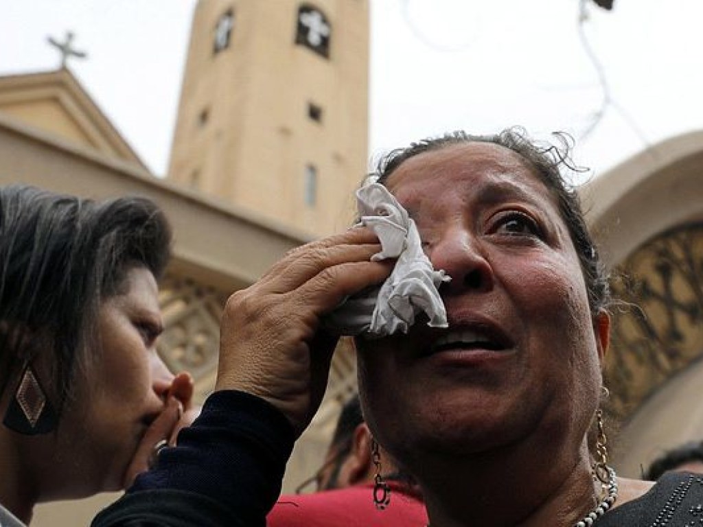 Число жертв теракта в египетской мечети увеличилось до 310 человек