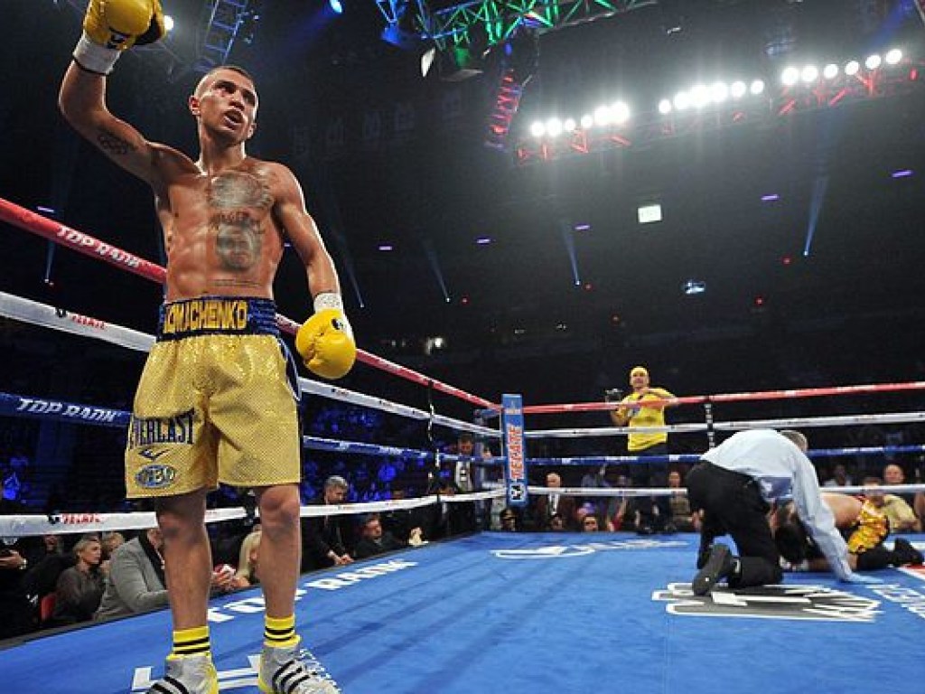 Ломаченко отправился в Нью-Йорк на бой с Ригондо