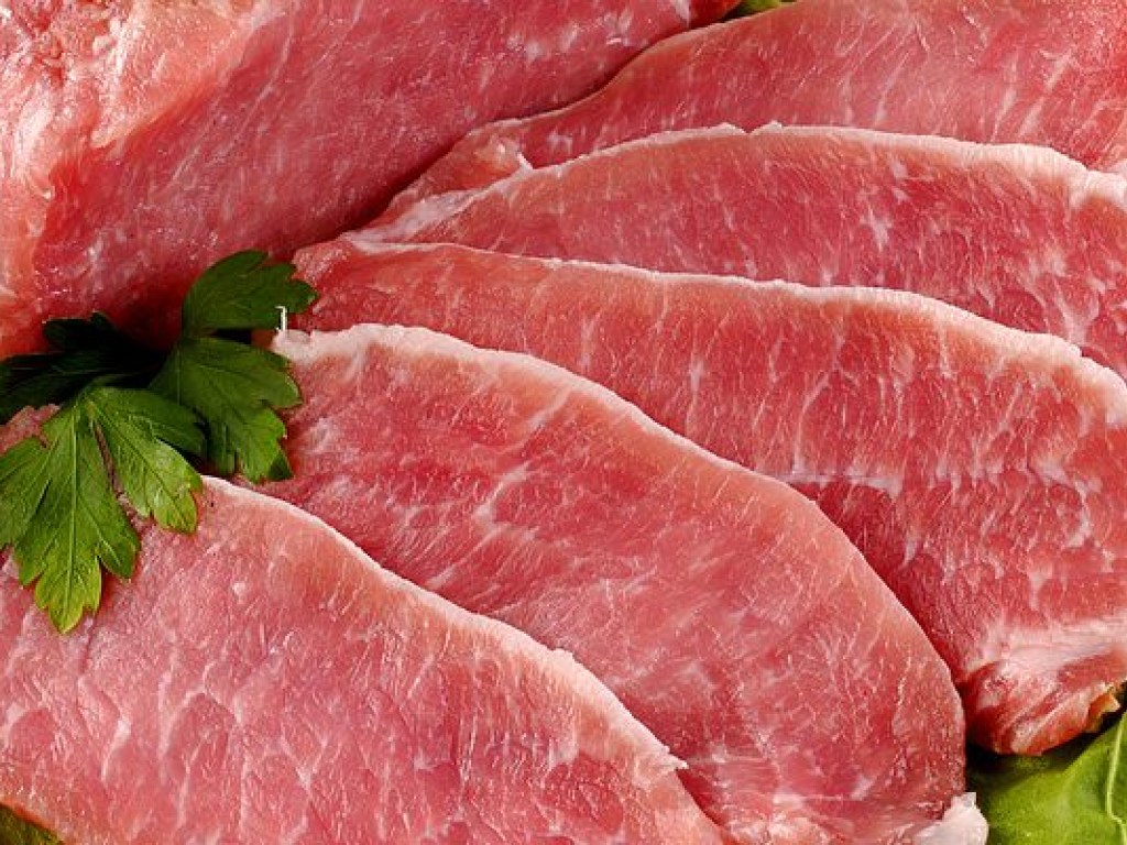 Жителям Соломенского района Киева продали мясо с запахом хлорки