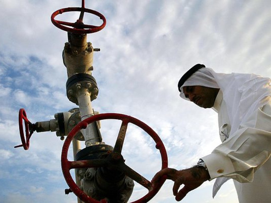 Саудовская Аравия и Катар повышают цены на нефть