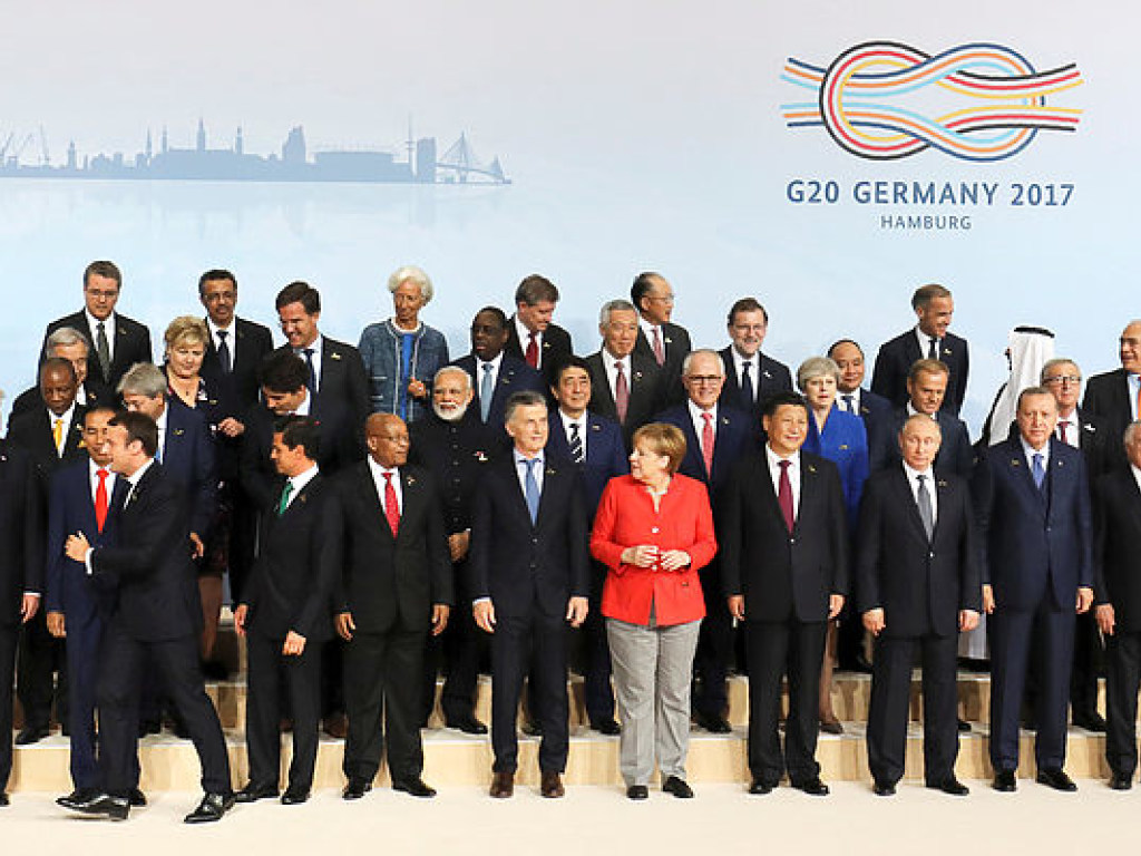 Полиция проводит обыски у участников беспорядков на саммите G20 в Германии