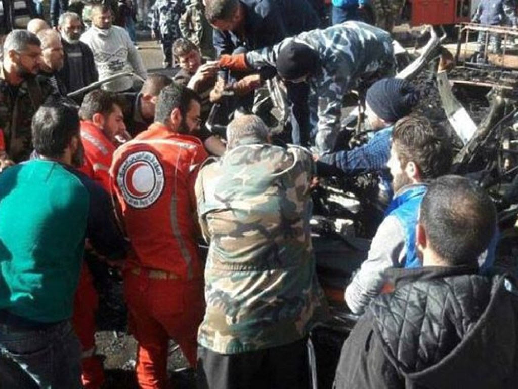 В Сирии взорвали бомбу в пассажирском автобусе, есть жертвы