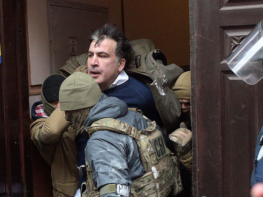 Политолог назвал причину обыска у Саакашвили
