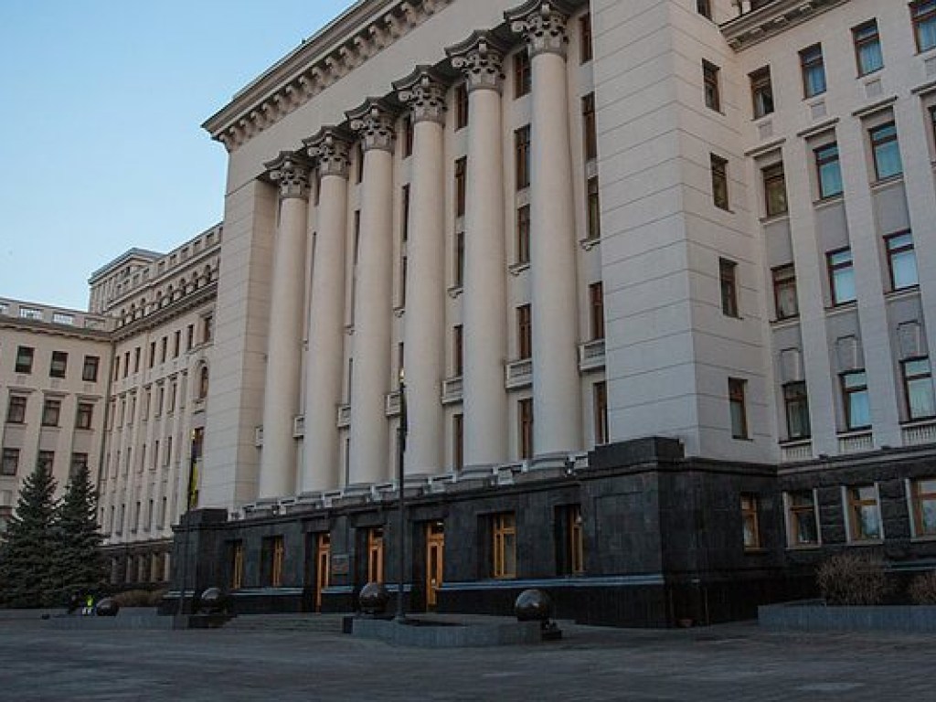 Законопроект о контроле над НАБУ отозвали из-за Порошенко &#8212; источники
