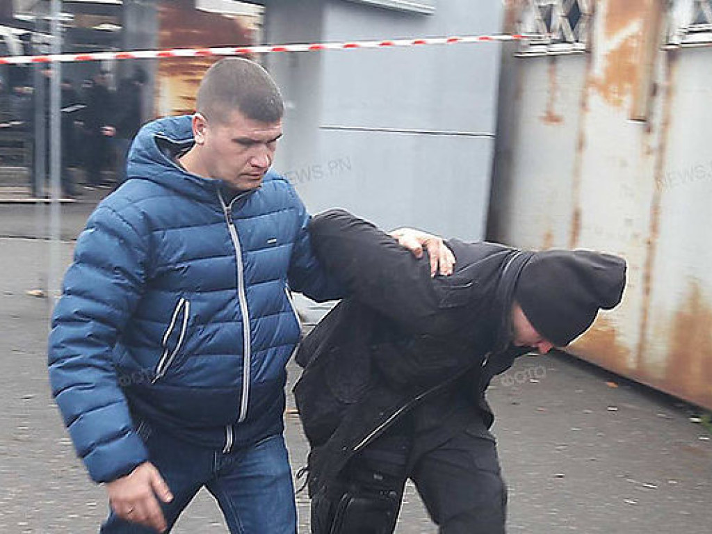 В Николаеве вооруженные люди попытались захватить рынок, пострадали пять человек (ФОТО, ВИДЕО)