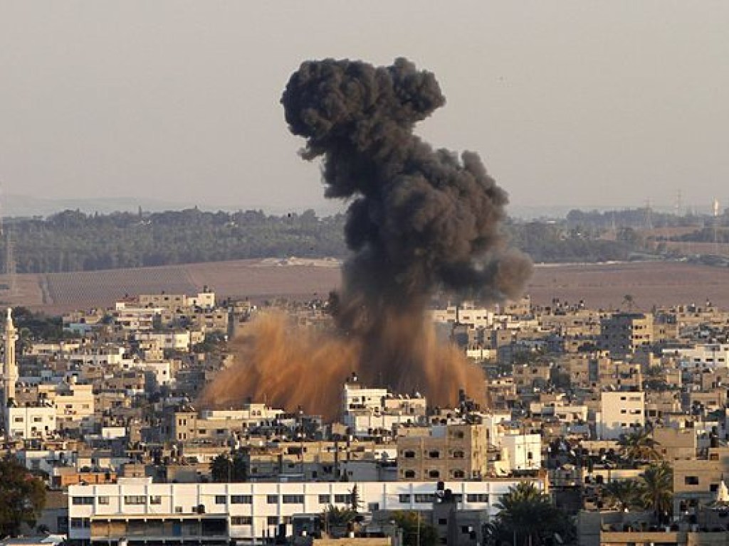 Израиль ответил ударом на ракету из Сектора Газа, есть раненые