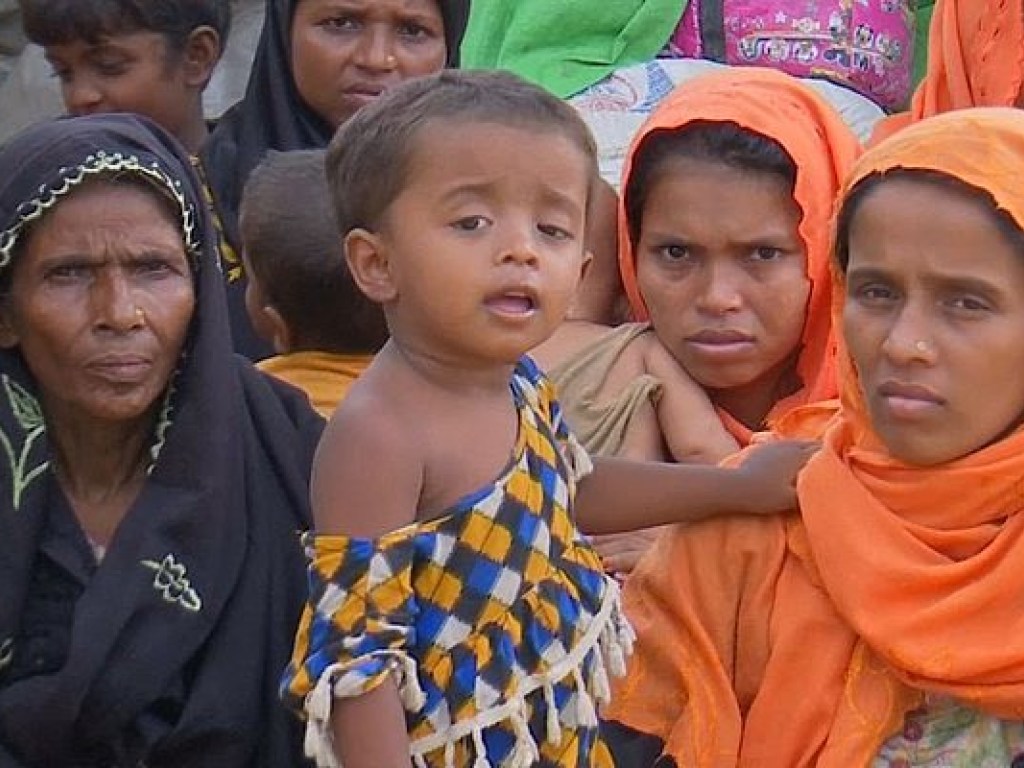 В Мьянме за месяц убили почти семь тысяч рохинджа